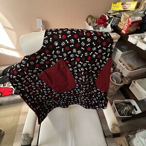 Black and Red Dog Print Apron